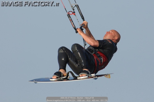 2005-05-07 Rimini - Bunker - Kitesurf 54